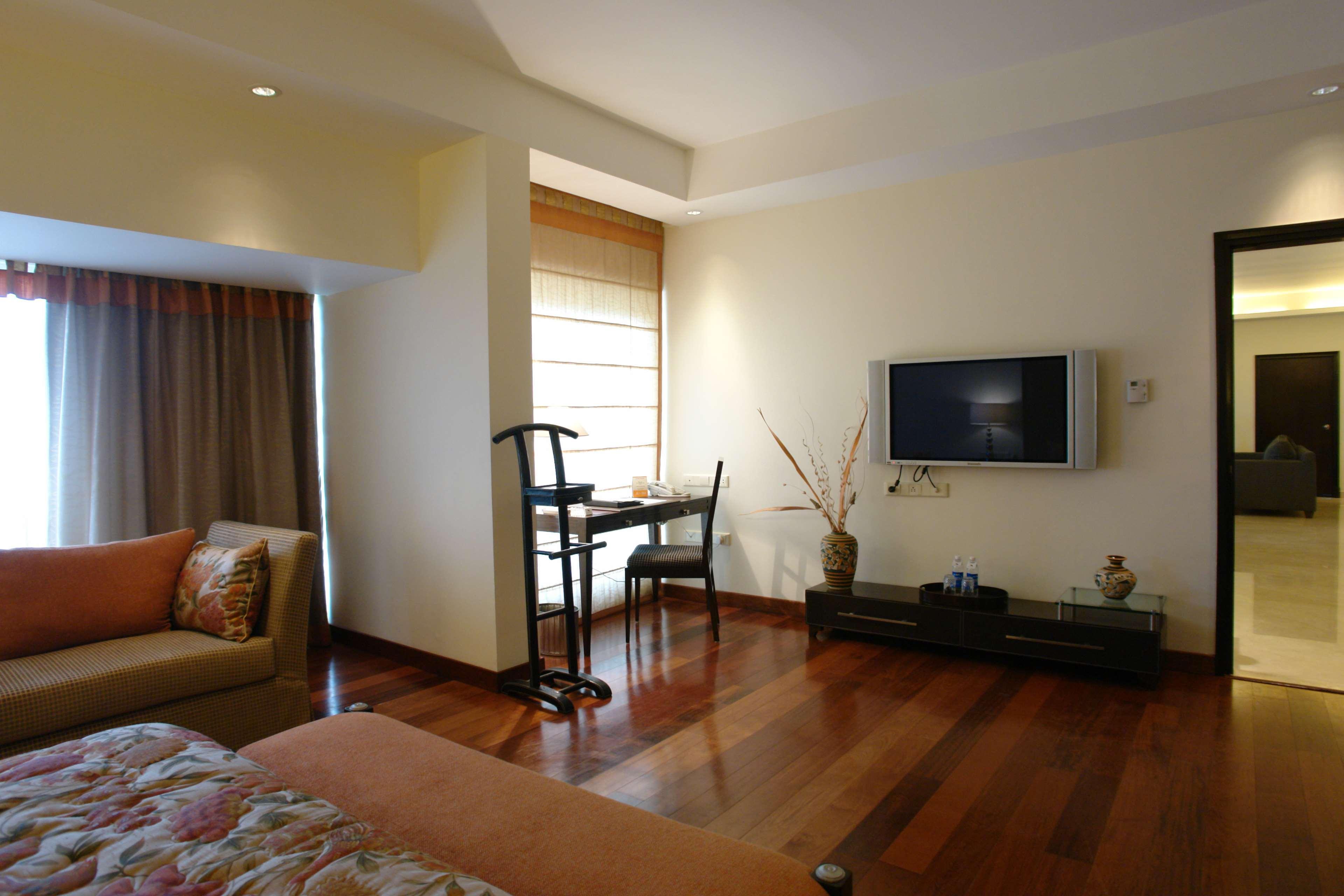 Hotel The Lalit Ashok Bangalore Exterior foto
