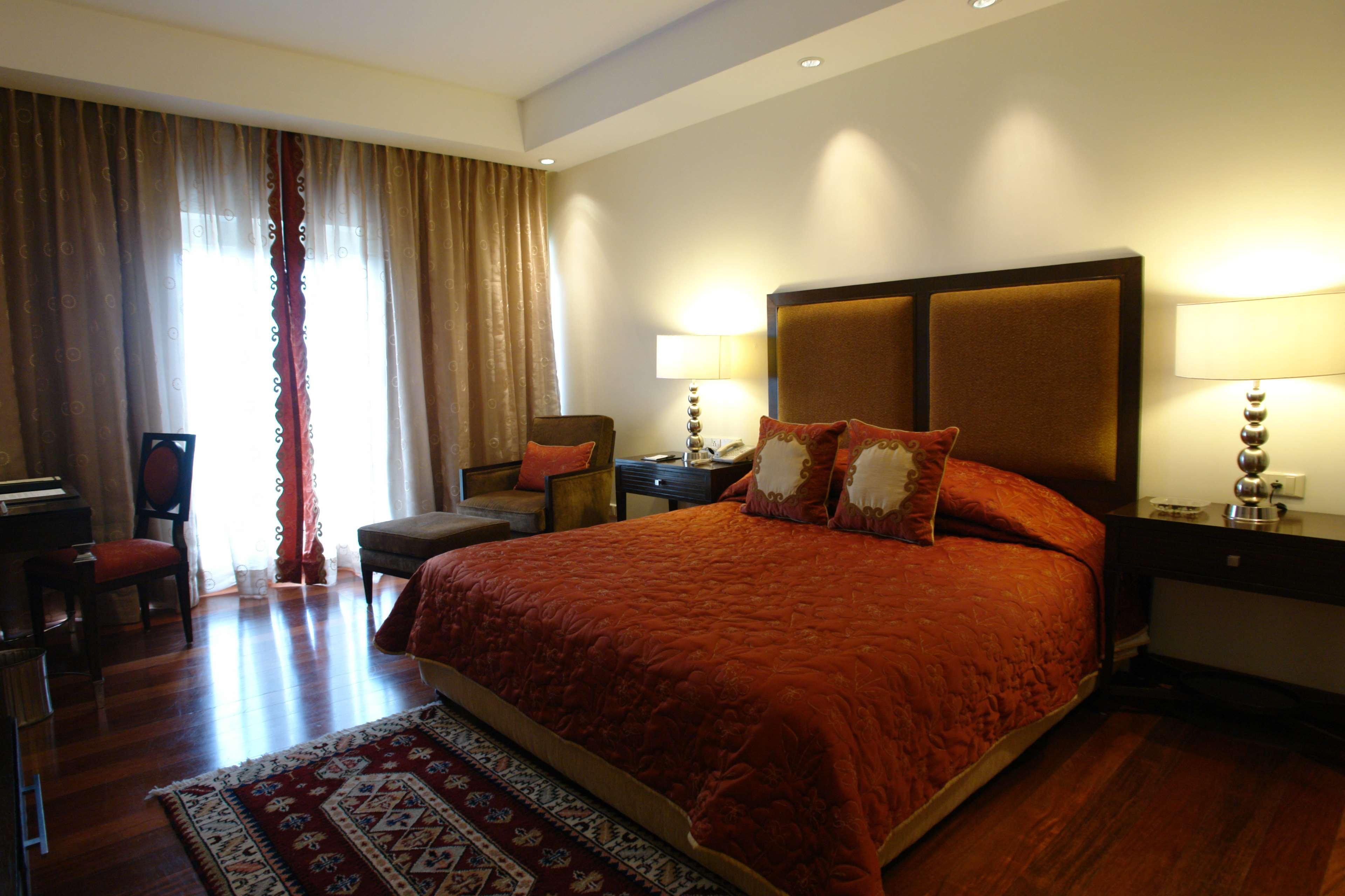 Hotel The Lalit Ashok Bangalore Exterior foto