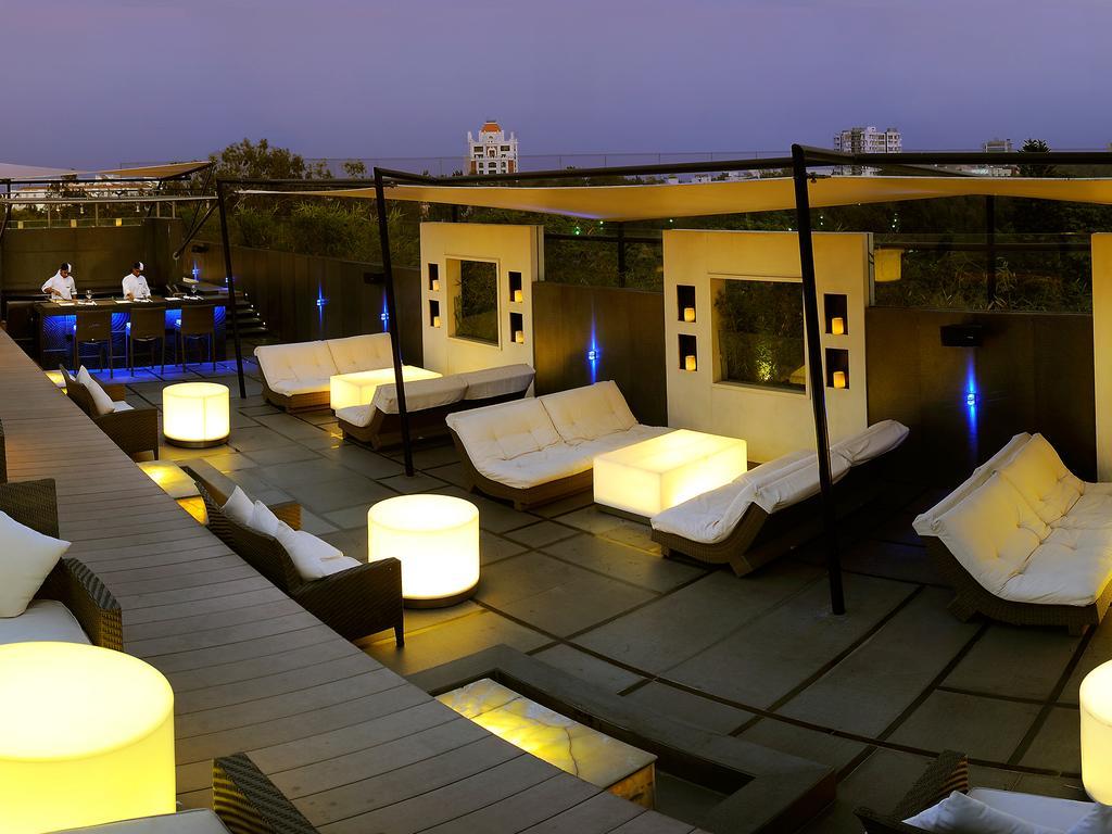 Hotel The Lalit Ashok Bangalore Exterior foto